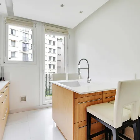 Апартаменты Charming Appt With A-c- 1bd-2p - Tour Eiffel *