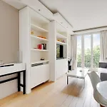 Апартаменты Charming Appt With A-c- 1bd-2p - Tour Eiffel