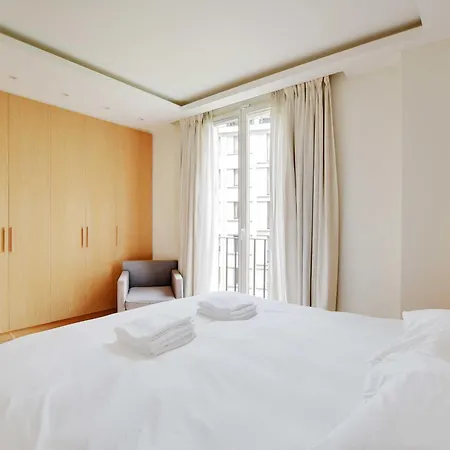 Charming Appt With A-c- 1bd-2p - Tour Eiffel